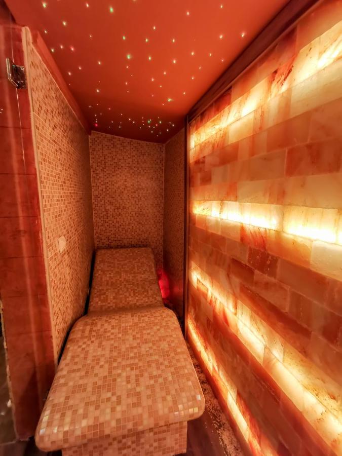شقة Spa Apartman Red Passion بلغراد المظهر الخارجي الصورة
