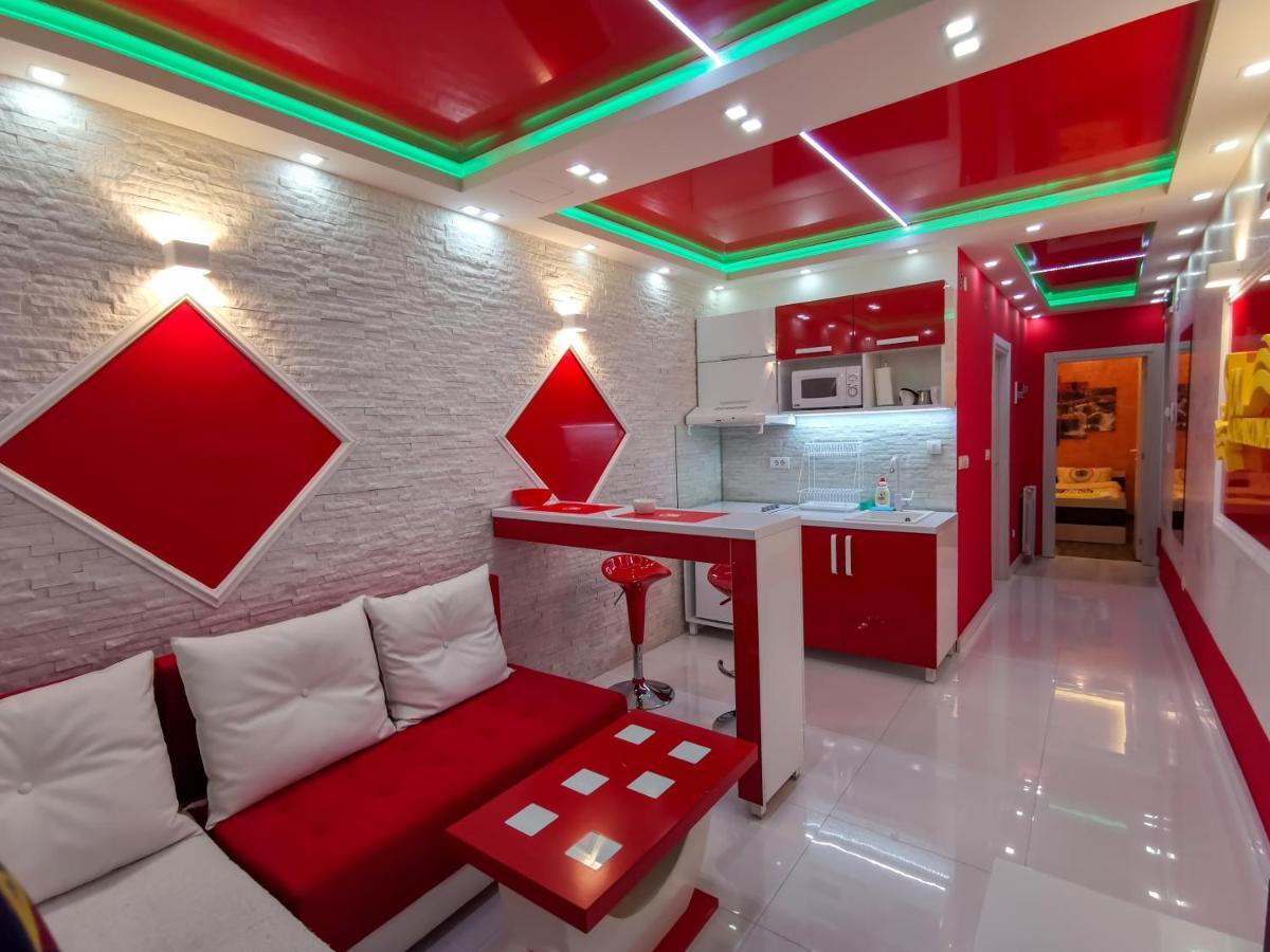 شقة Spa Apartman Red Passion بلغراد المظهر الخارجي الصورة