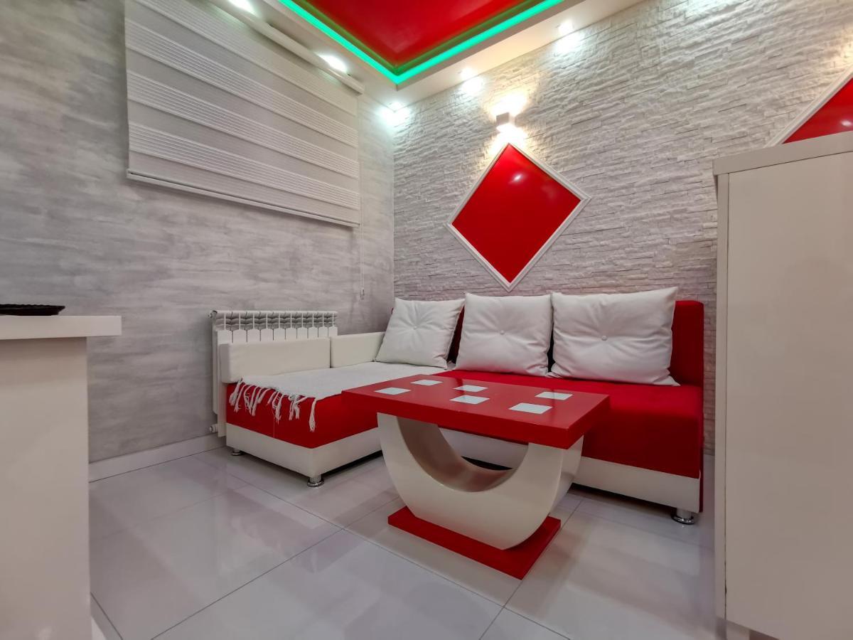 شقة Spa Apartman Red Passion بلغراد المظهر الخارجي الصورة