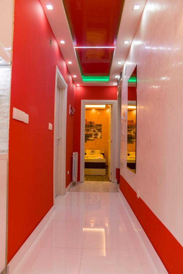 شقة Spa Apartman Red Passion بلغراد المظهر الخارجي الصورة